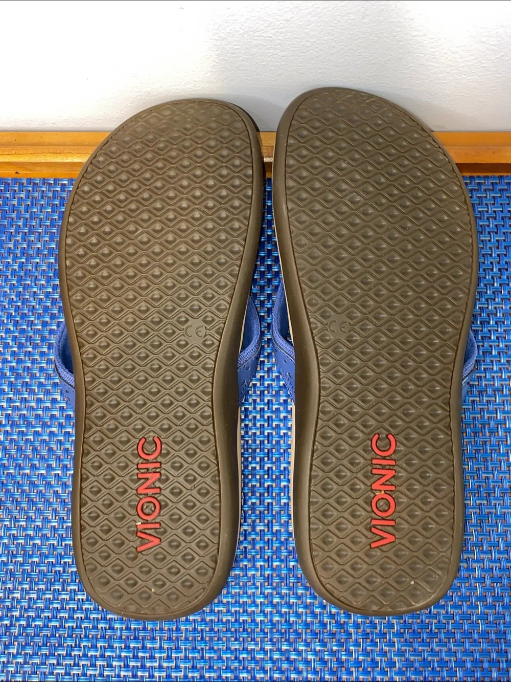 NWOT Vionic Casandra, sz. 9